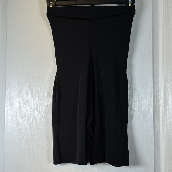 Donna Karan High Waist Embrace Mid-thigh Tummy Shapewear Size Med EUC #5588 - Picture 4 of 5
